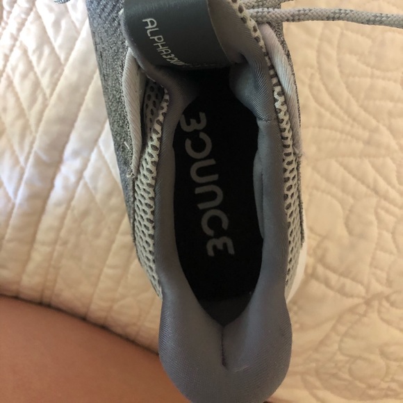 Adidas AlphaBounce Sneakers Grey - Picture 5 of 11